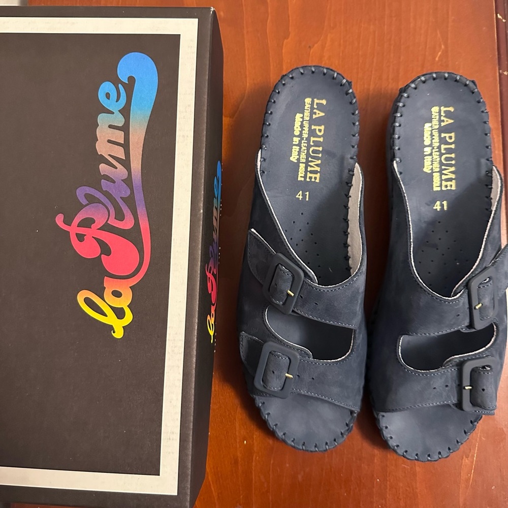 La Plume JEN Navy Sandals 9.5